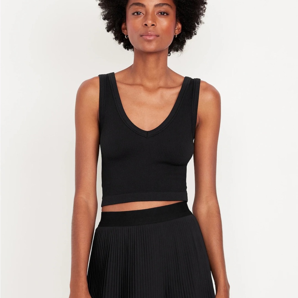 Old Navy Black Fitted Crop Tank Top